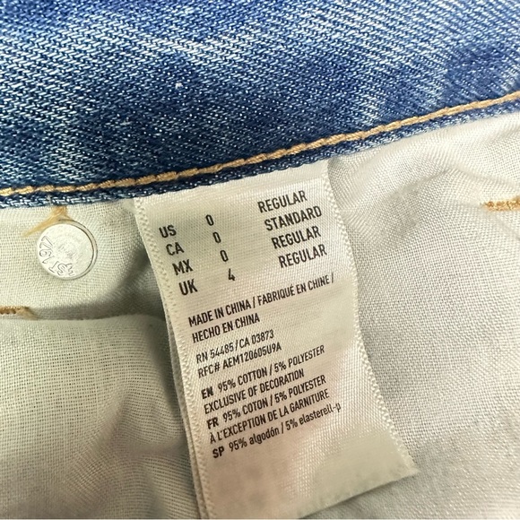 AMERICAN Eagle Ripped Mom Jean High Rise Denim Size 0 - Picture 10 of 12
